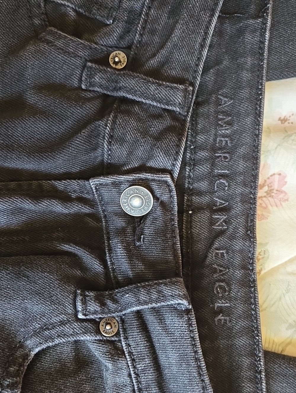 American Eagle Real Good Black Distressed Jeans – Size 6